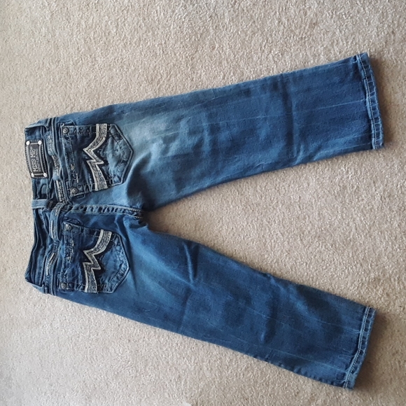 Miss Me Capri - Picture 4 of 13